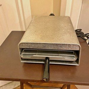 Vintage MCM Munsey Toaster / Broiler